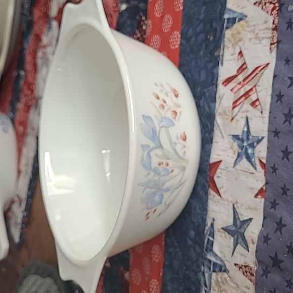 Plat Vintage Style Pyrex Années 60 - Décor Flocons Bleu Et Gris - Fabriqué En Angleterre